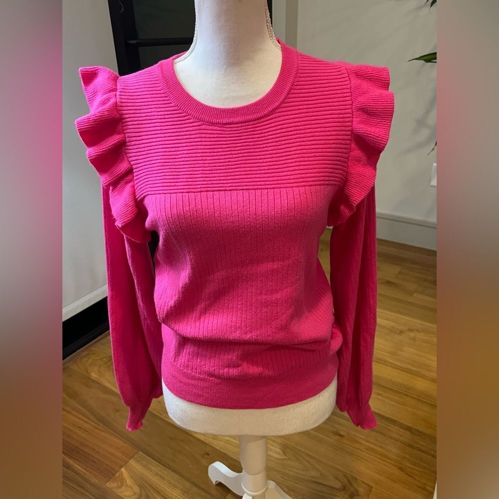 & Merci womens hot Pink Ruffled sweater size L